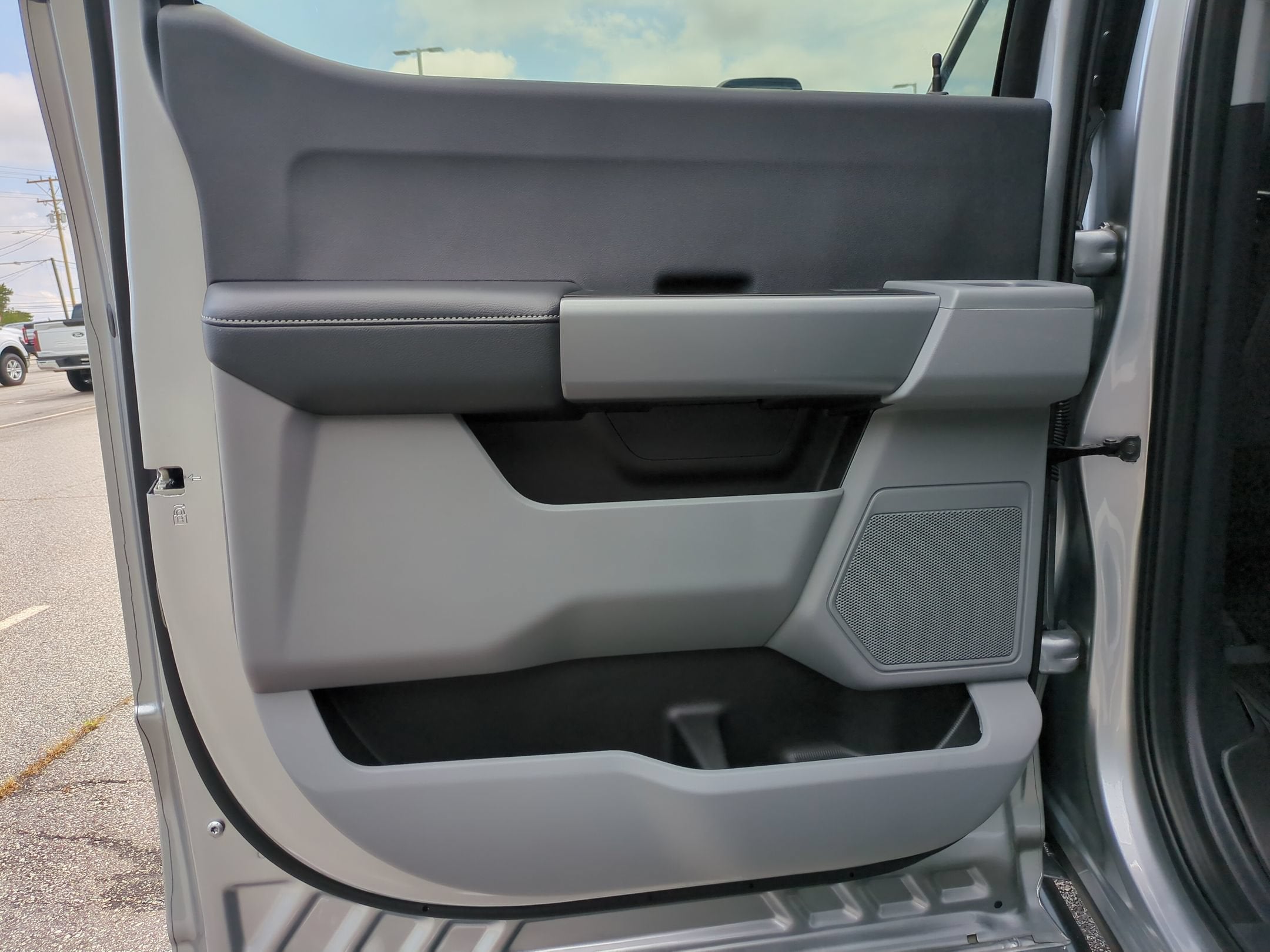 2024 Ford Super Duty F-250 SRW XL STX
