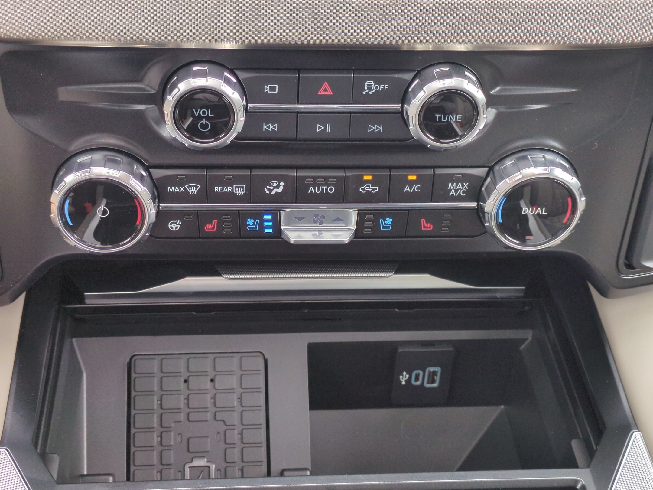 2026 Ford Super Duty F-250 SRW Platinum Plus