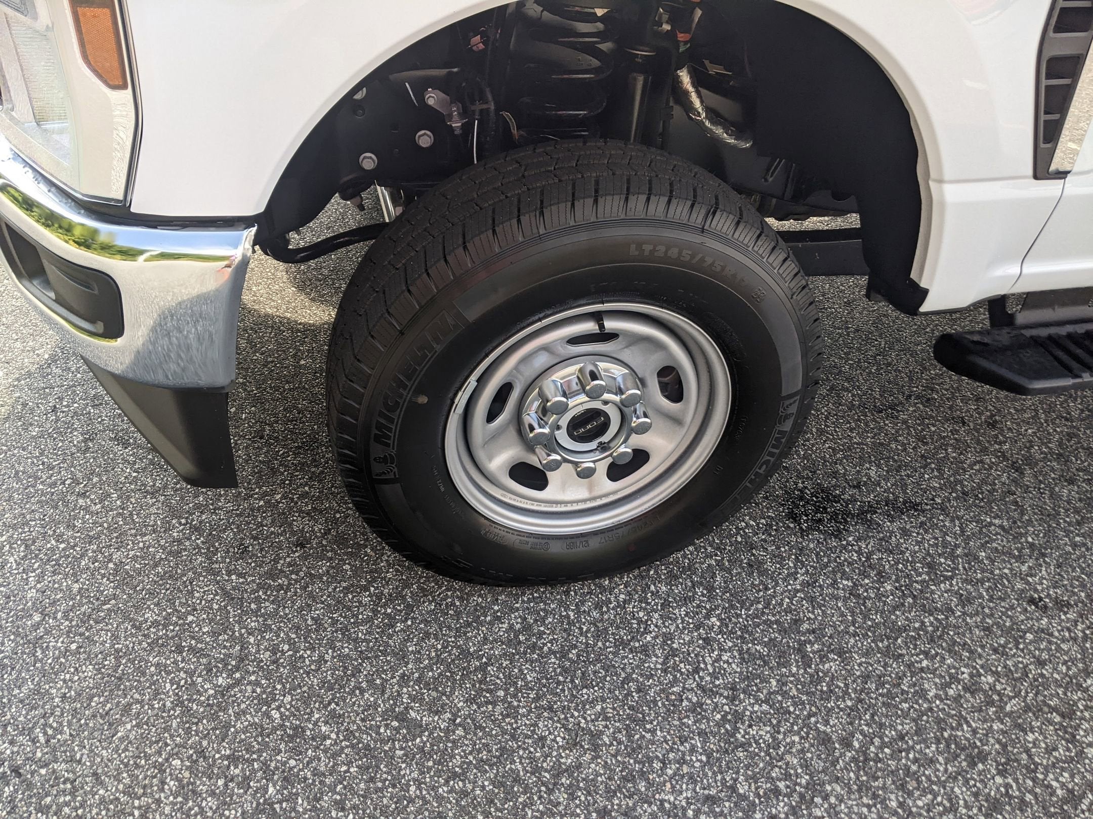 2025 Ford Super Duty F-350 SRW XL