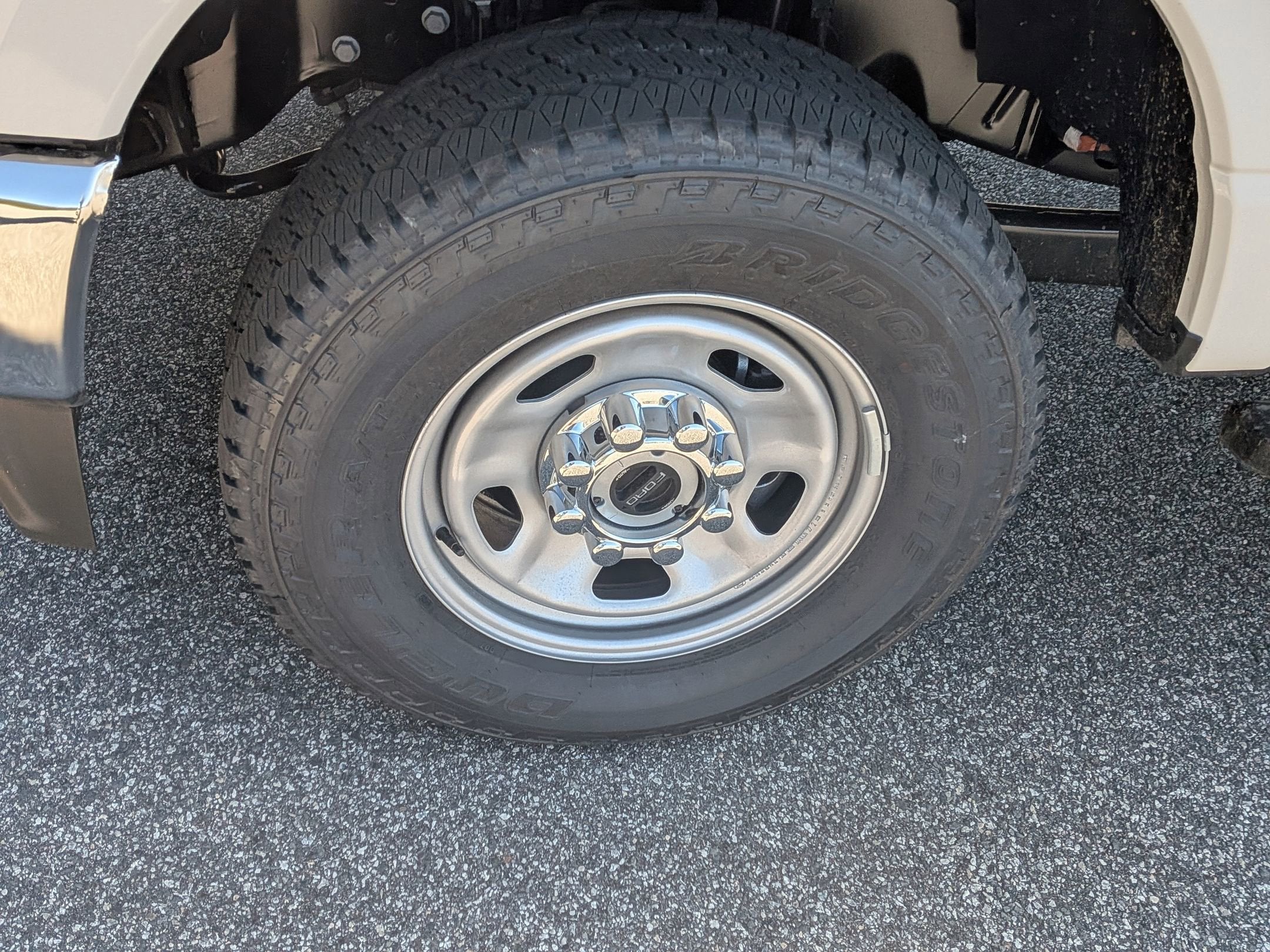 2026 Ford Super Duty F-350 SRW XL