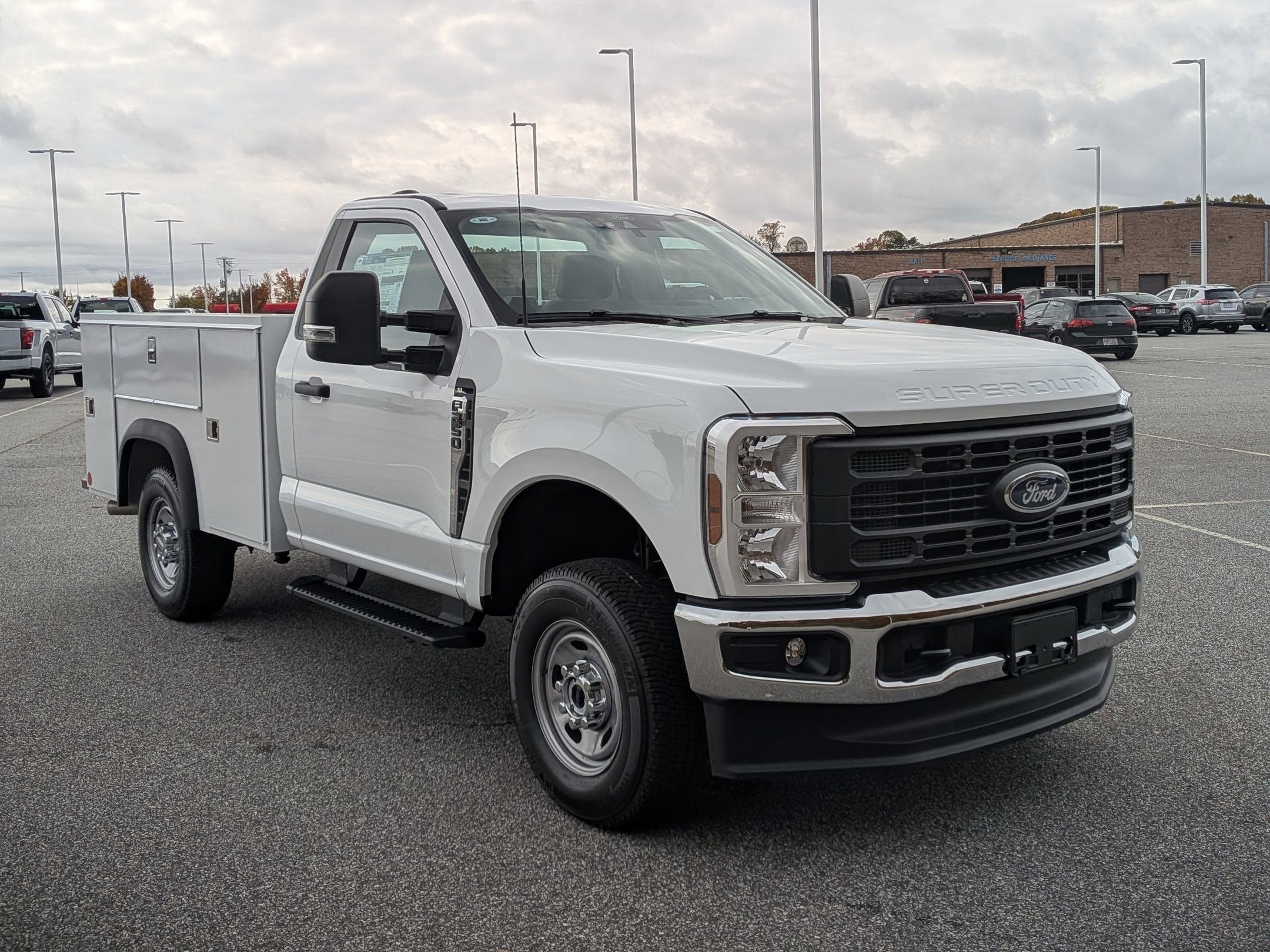 2025 Ford Super Duty F-250 SRW XL