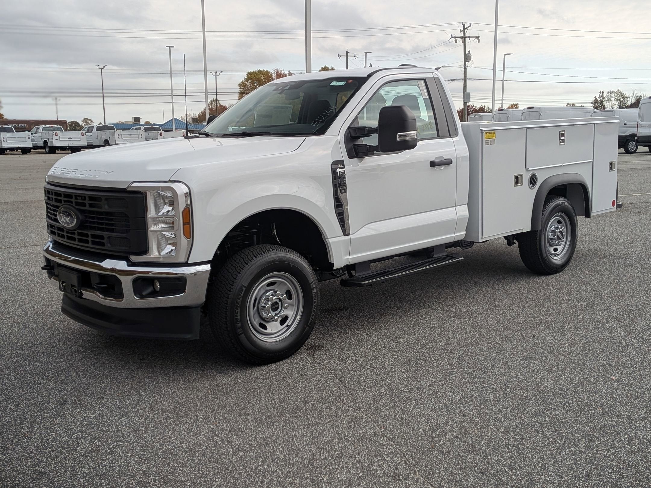 2025 Ford Super Duty F-250 SRW XL