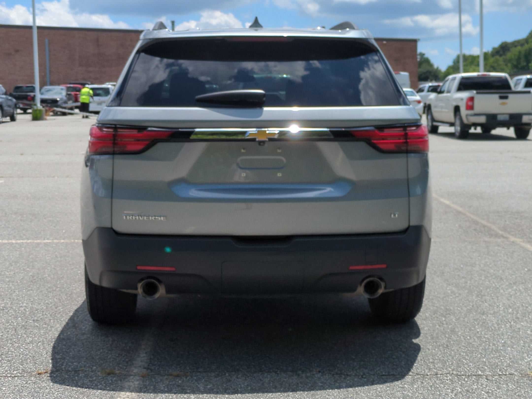2023 Chevrolet Traverse LT Cloth