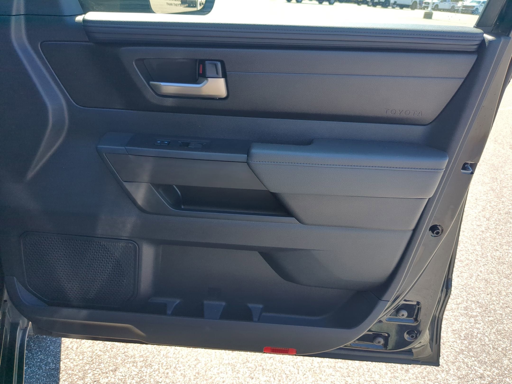 2023 Toyota Tundra 4WD SR5