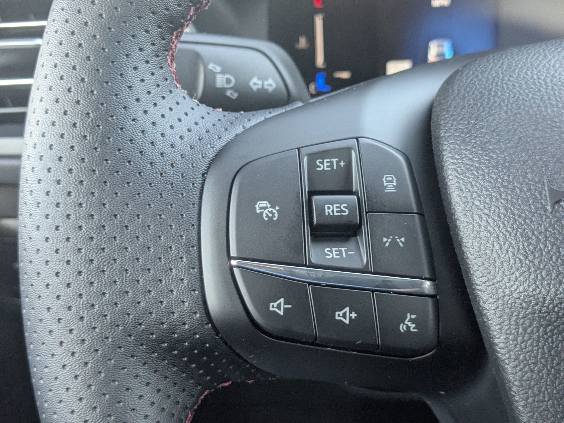 2026 Ford Escape ST-Line Select