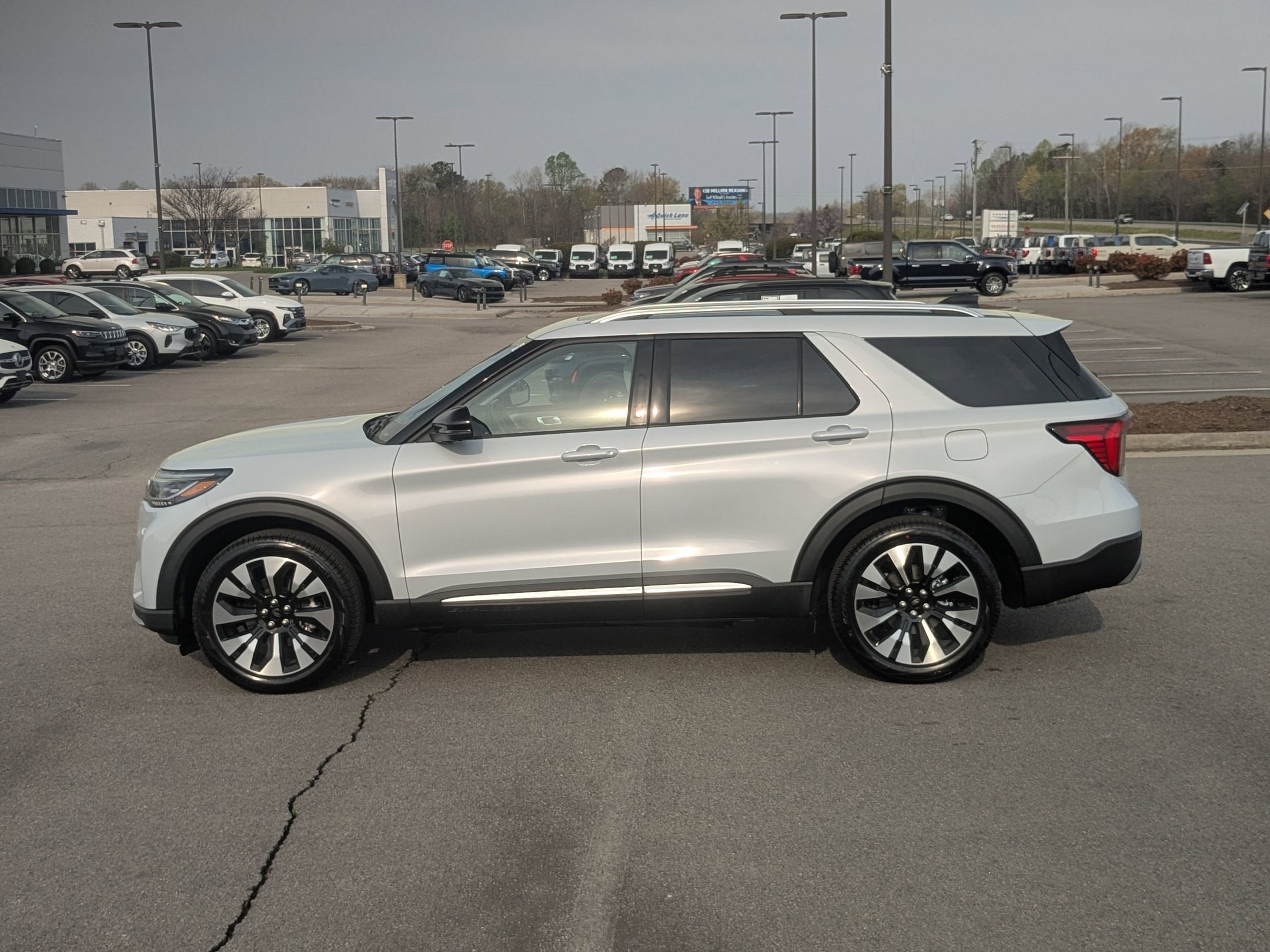 2026 Ford Explorer Platinum