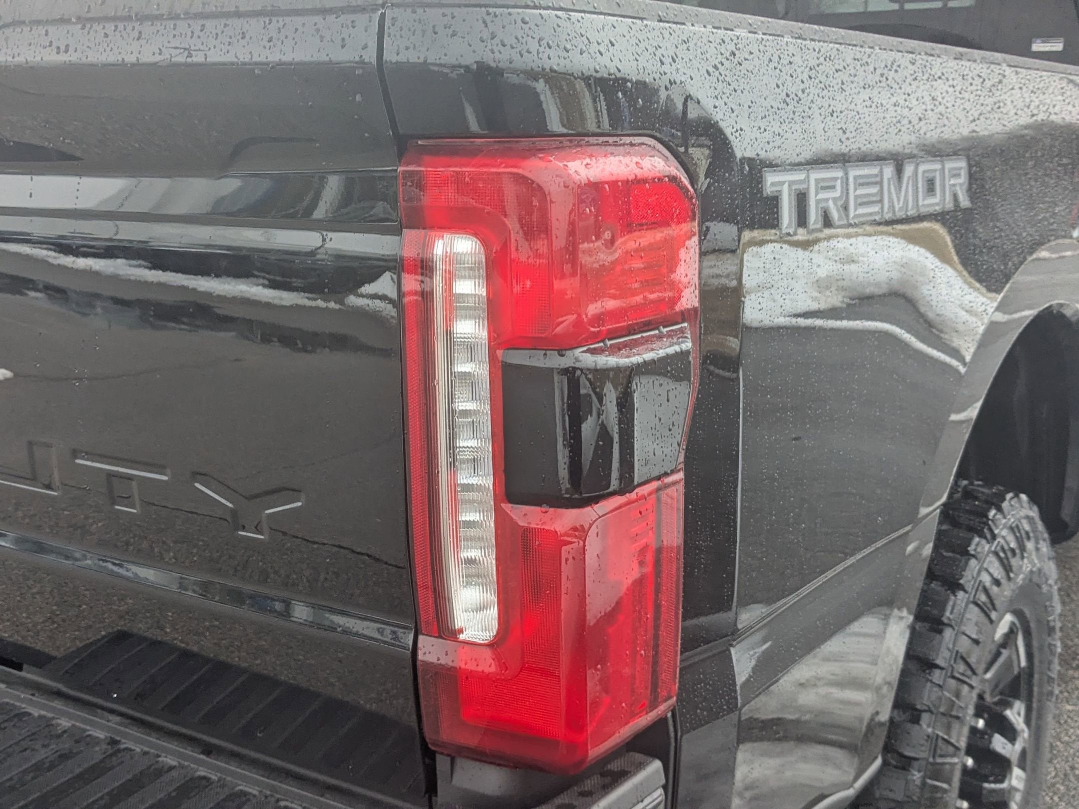 2025 Ford Super Duty F-350 SRW LARIAT