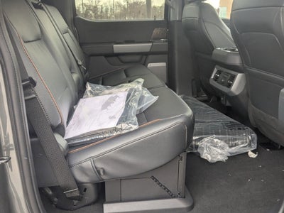 2025 Ford Super Duty F-350 SRW LARIAT