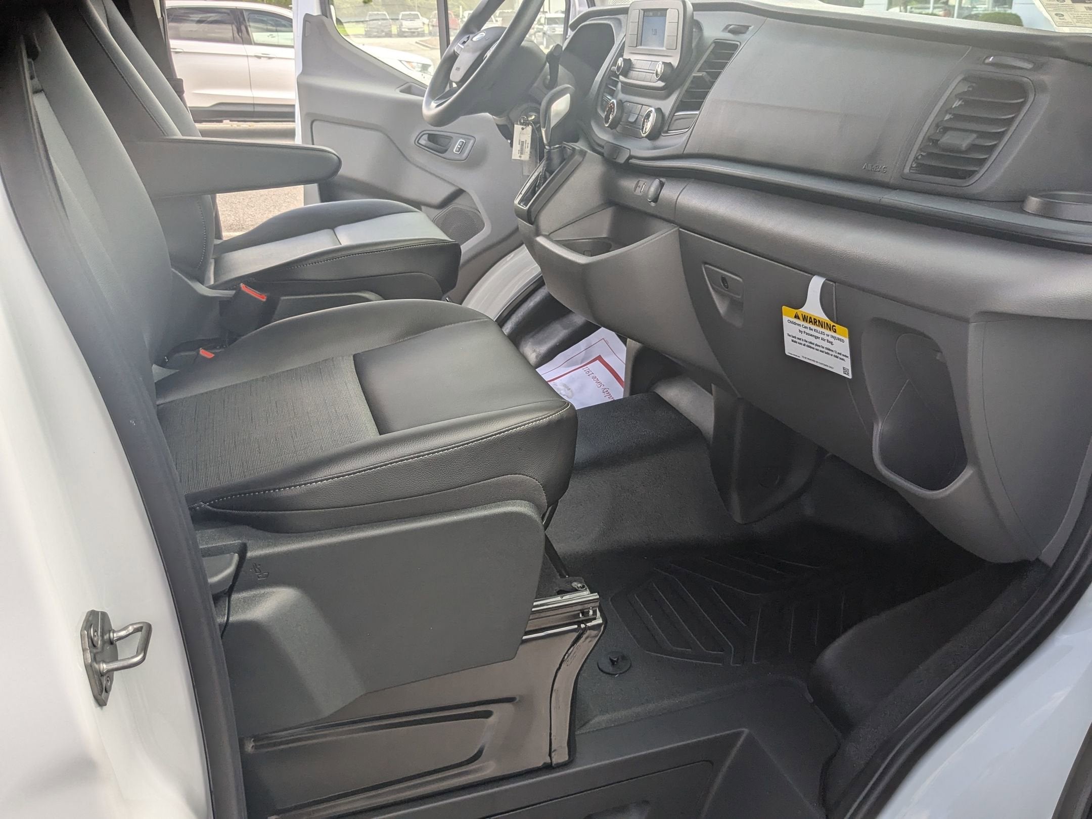 2025 Ford Transit Cargo Van Base