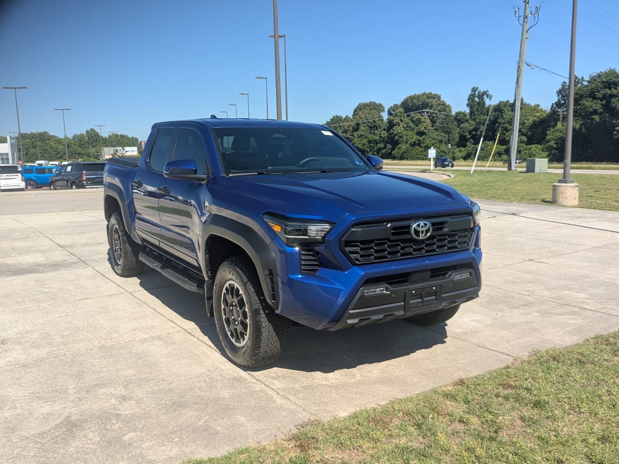 2025 Toyota Tacoma 4WD TRD Off Road