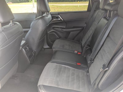 2024 Mitsubishi Outlander SE Black Edition
