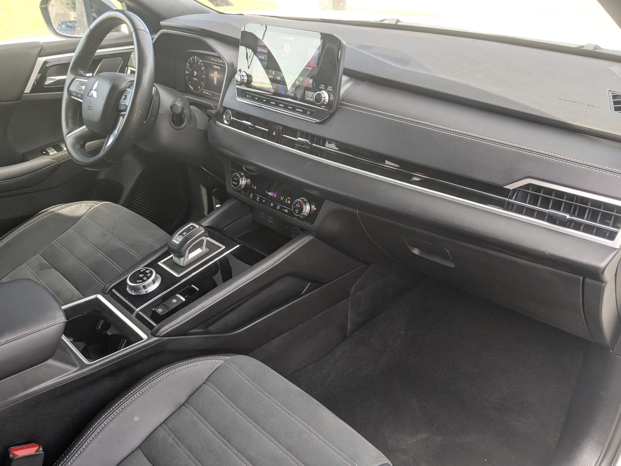2024 Mitsubishi Outlander SE Black Edition