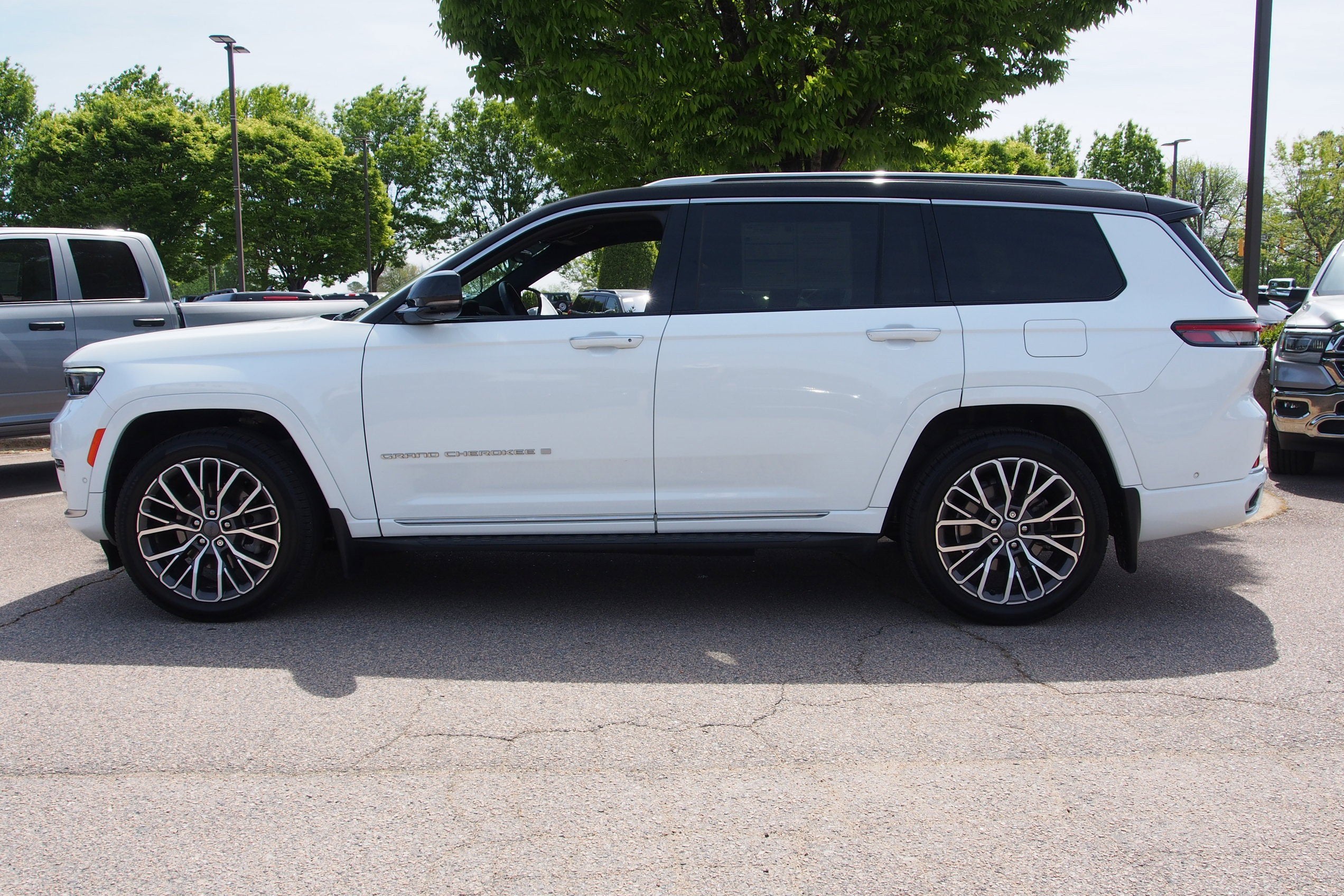 2022 Jeep Grand Cherokee L Summit Reserve