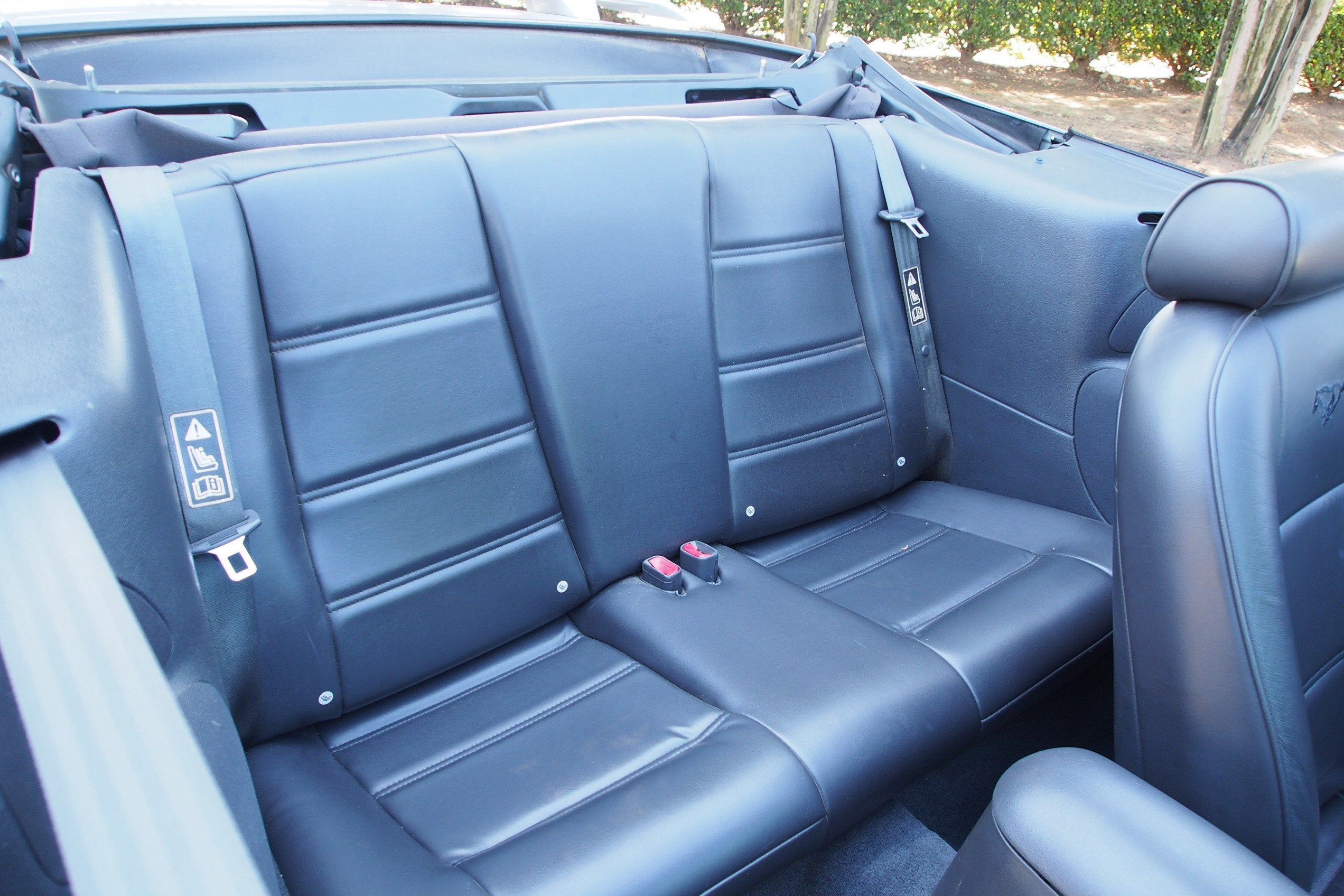 2003 Ford Mustang V6