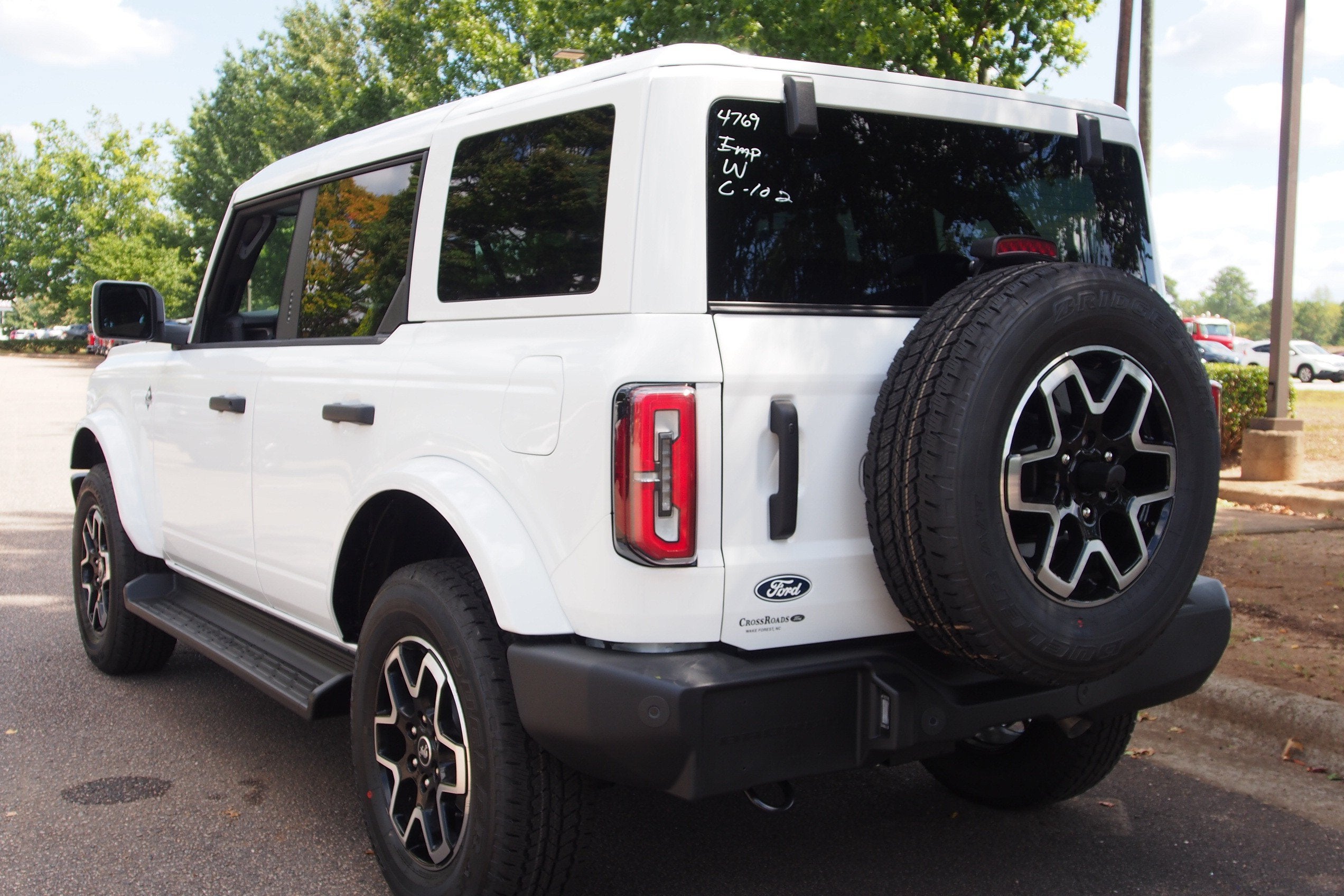 2026 Ford Bronco Outer Banks