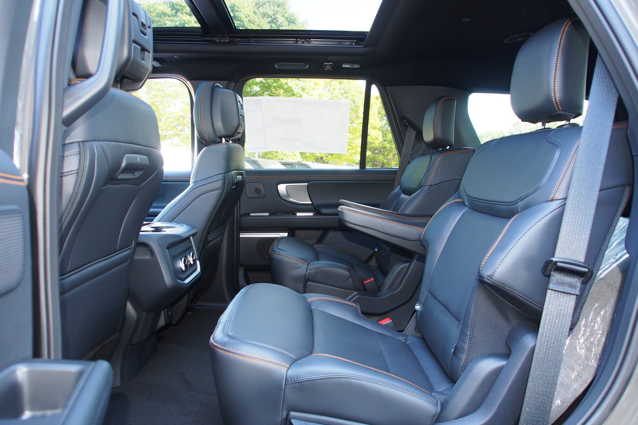 2027 Ford Expedition Tremor
