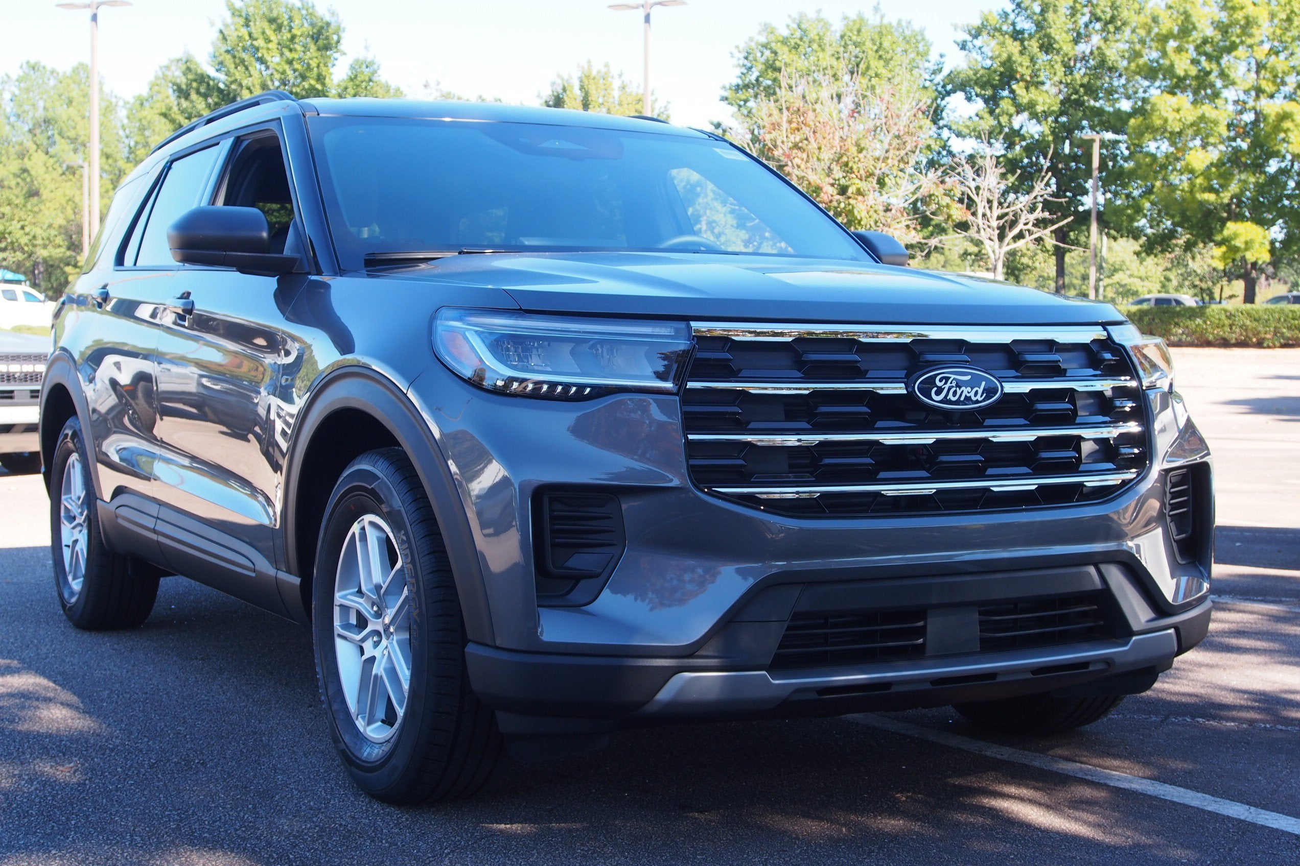 2027 Ford Explorer Active w/200A Pkg