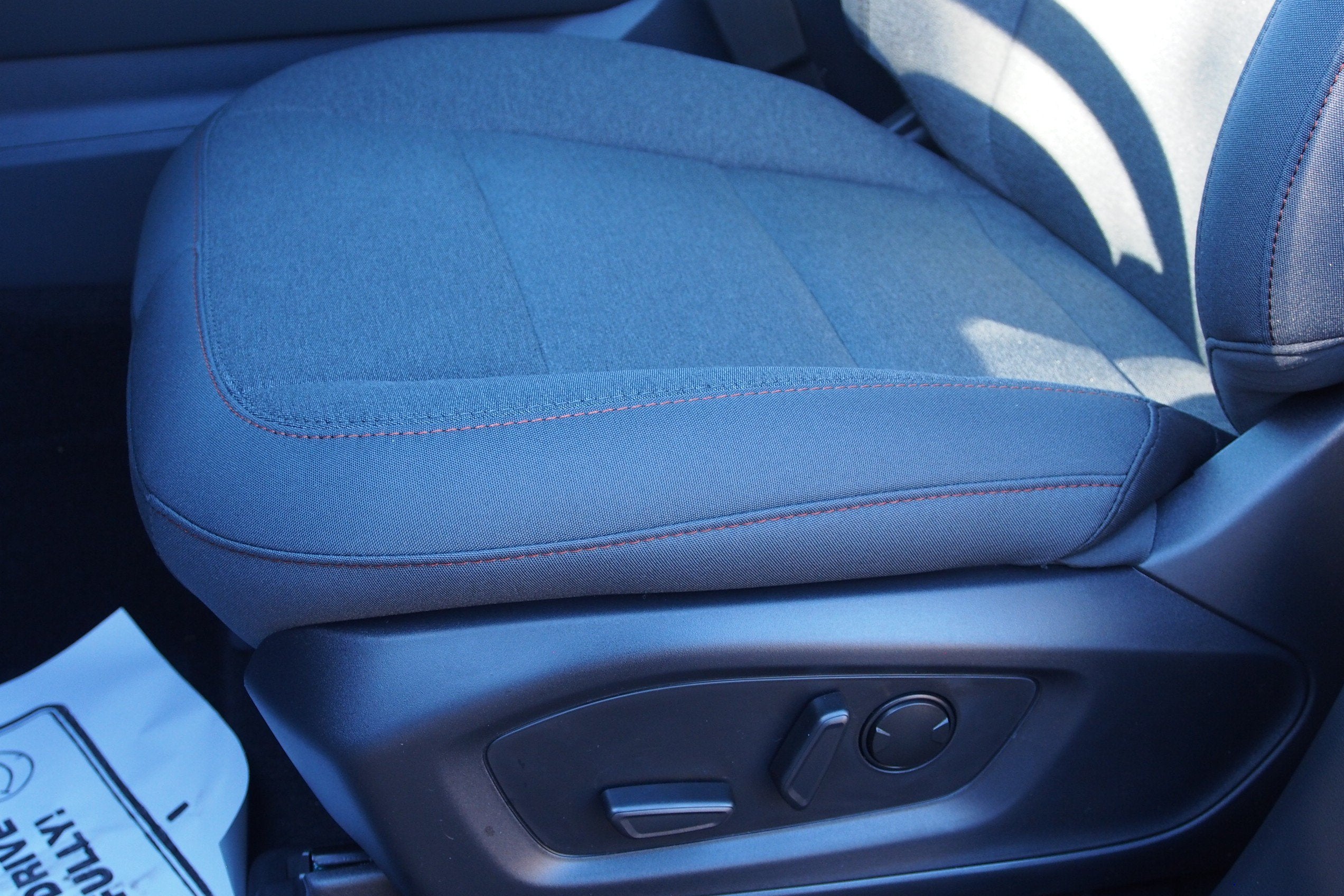 2027 Ford Explorer Active w/200A Pkg