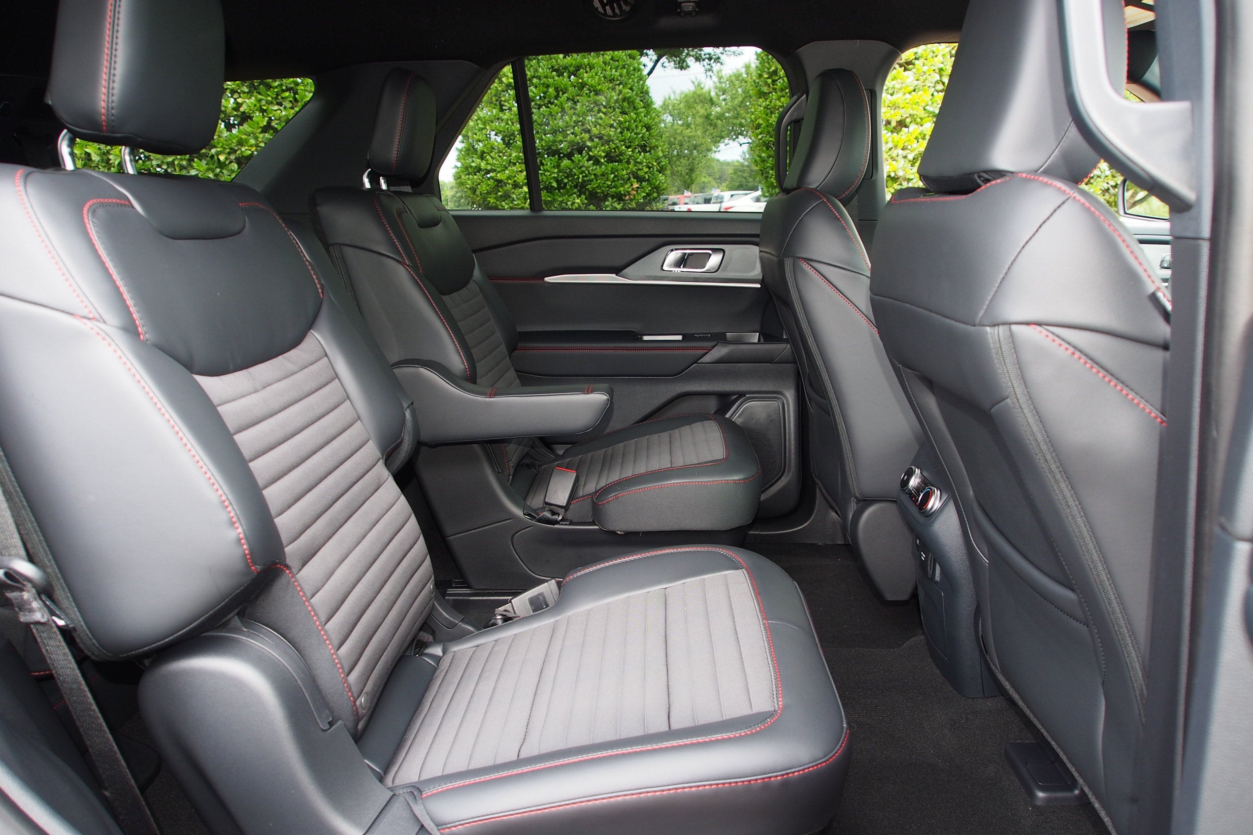 2026 Ford Explorer ST-Line - Crossroads Courtesy Demo