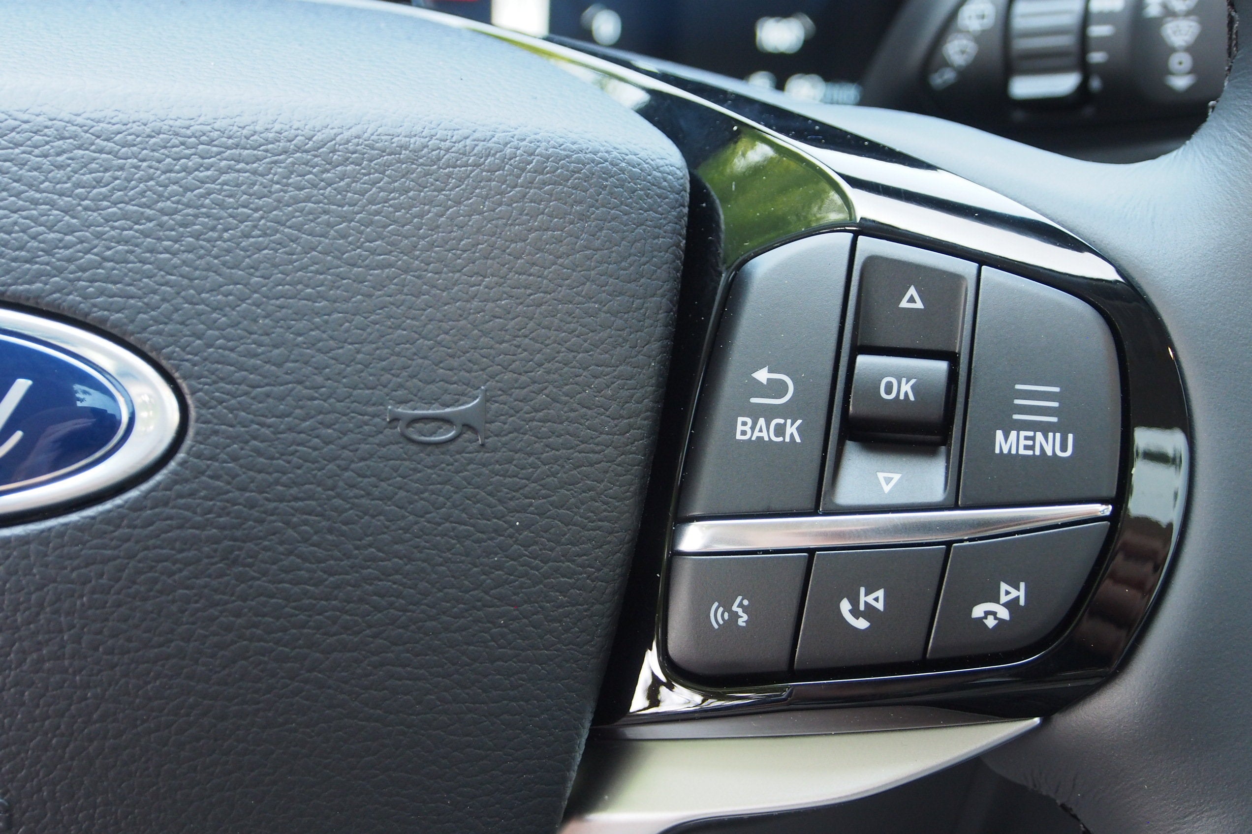 2026 Ford Explorer Platinum - Crossroads Courtesy Demo