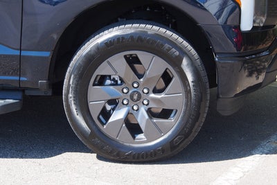 2024 Ford F-150 Lightning Flash