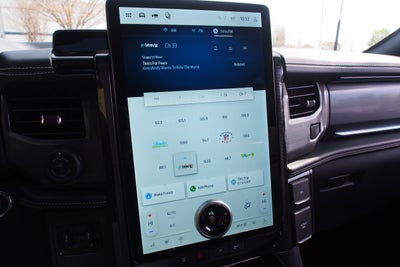 2025 Ford F-150 Lightning Platinum