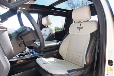 2025 Ford F-150 Lightning Platinum