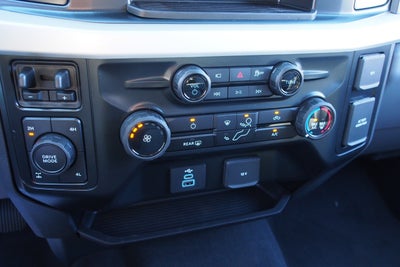 2027 Ford Super Duty F-250 SRW LARIAT