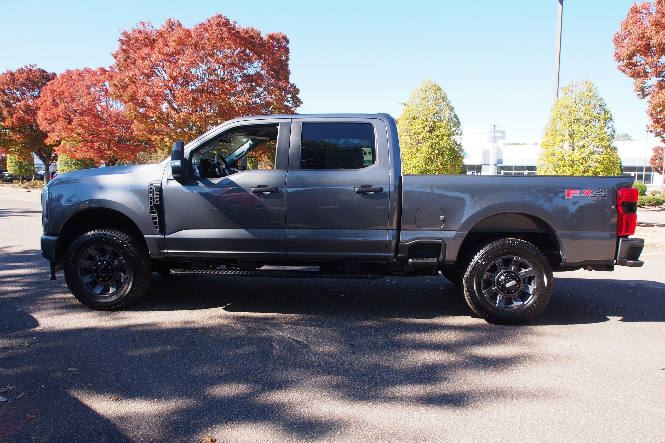 2027 Ford Super Duty F-250 SRW LARIAT