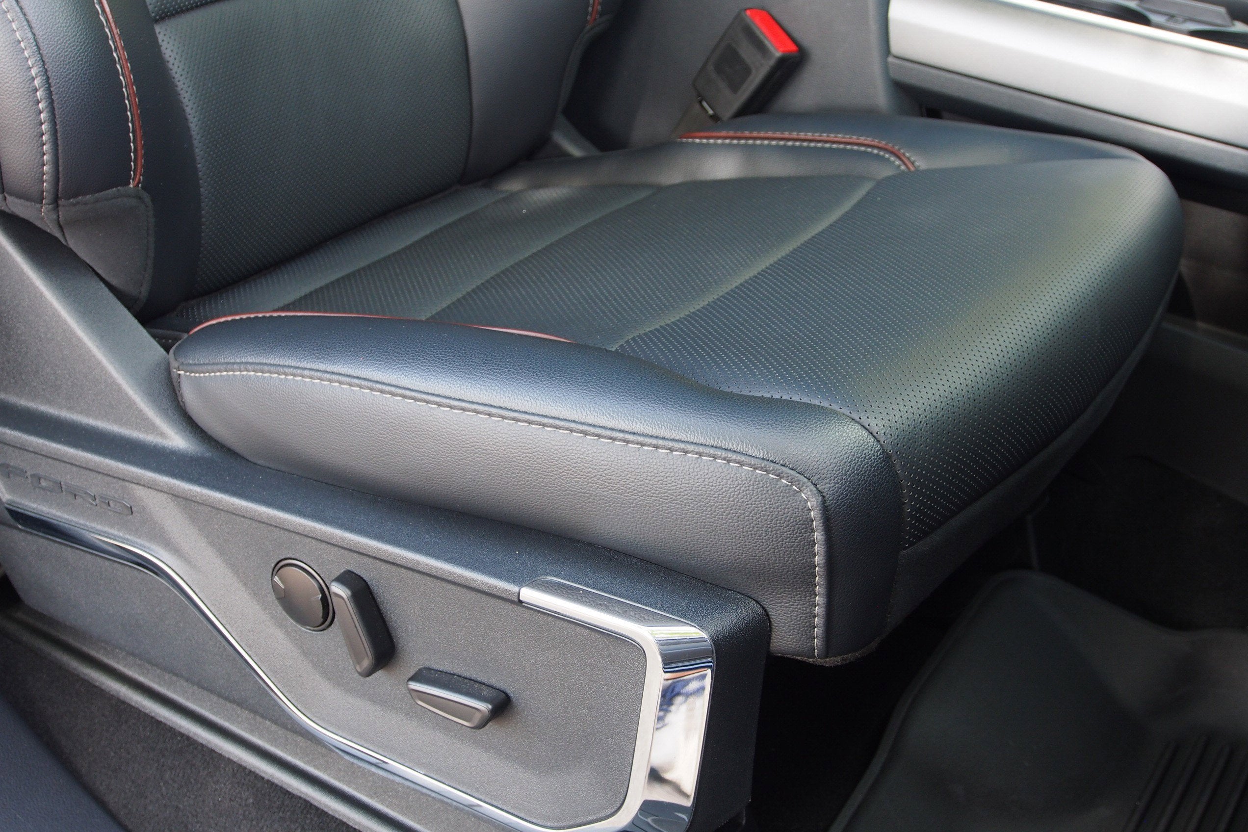 2024 Ford Super Duty F-250 SRW LARIAT