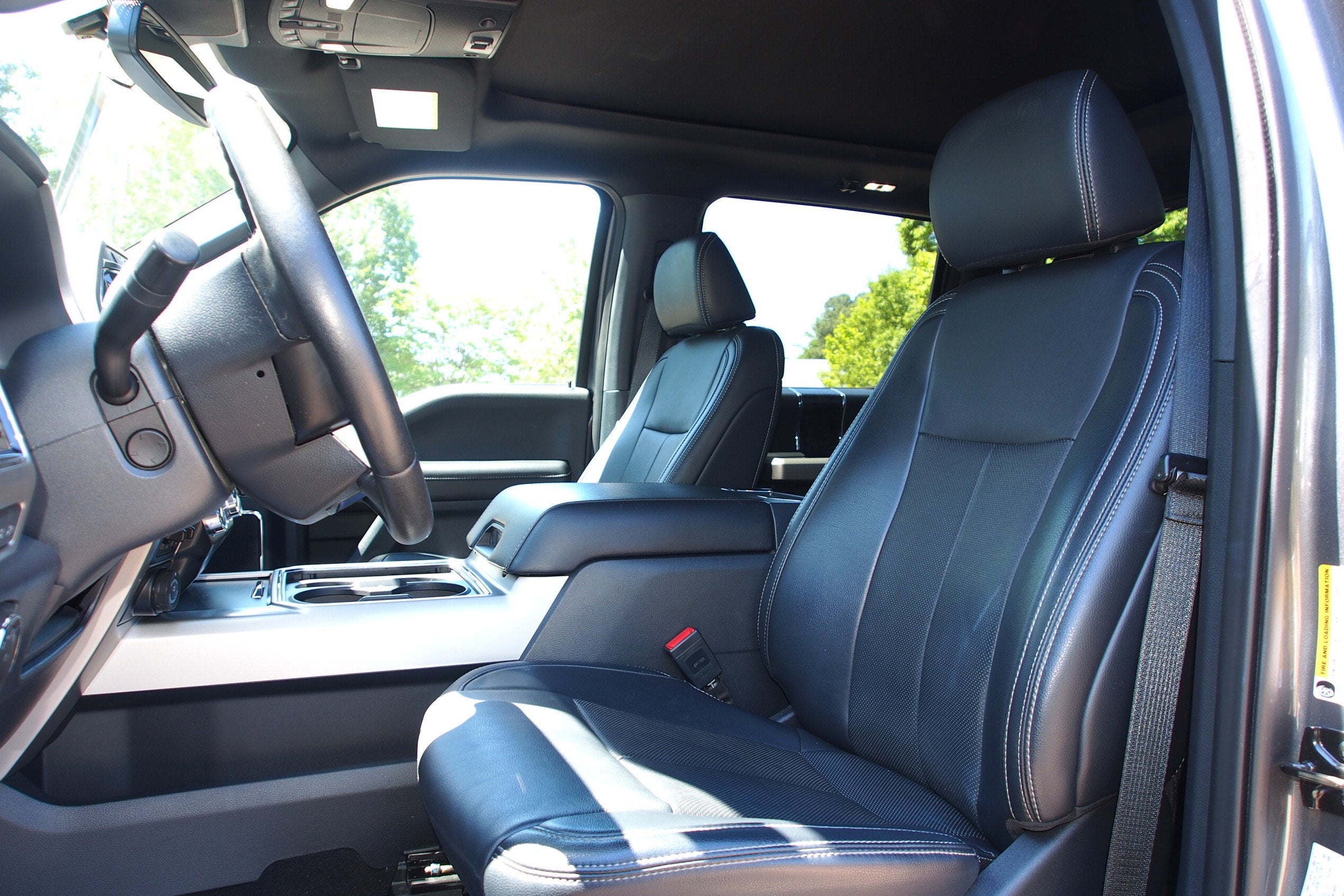 2022 Ford Super Duty F-250 SRW LARIAT