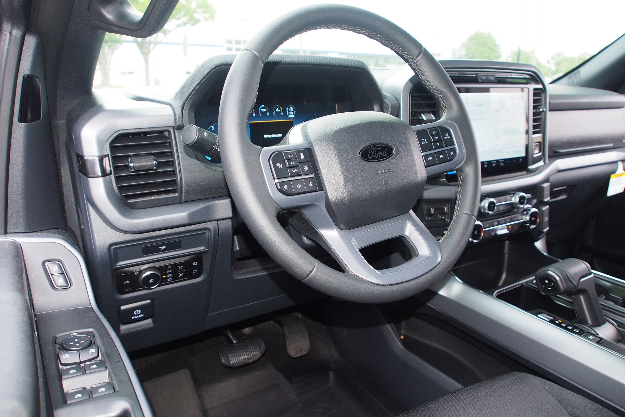 2026 Ford F-150 XLT - Crossroads Courtesy Demo