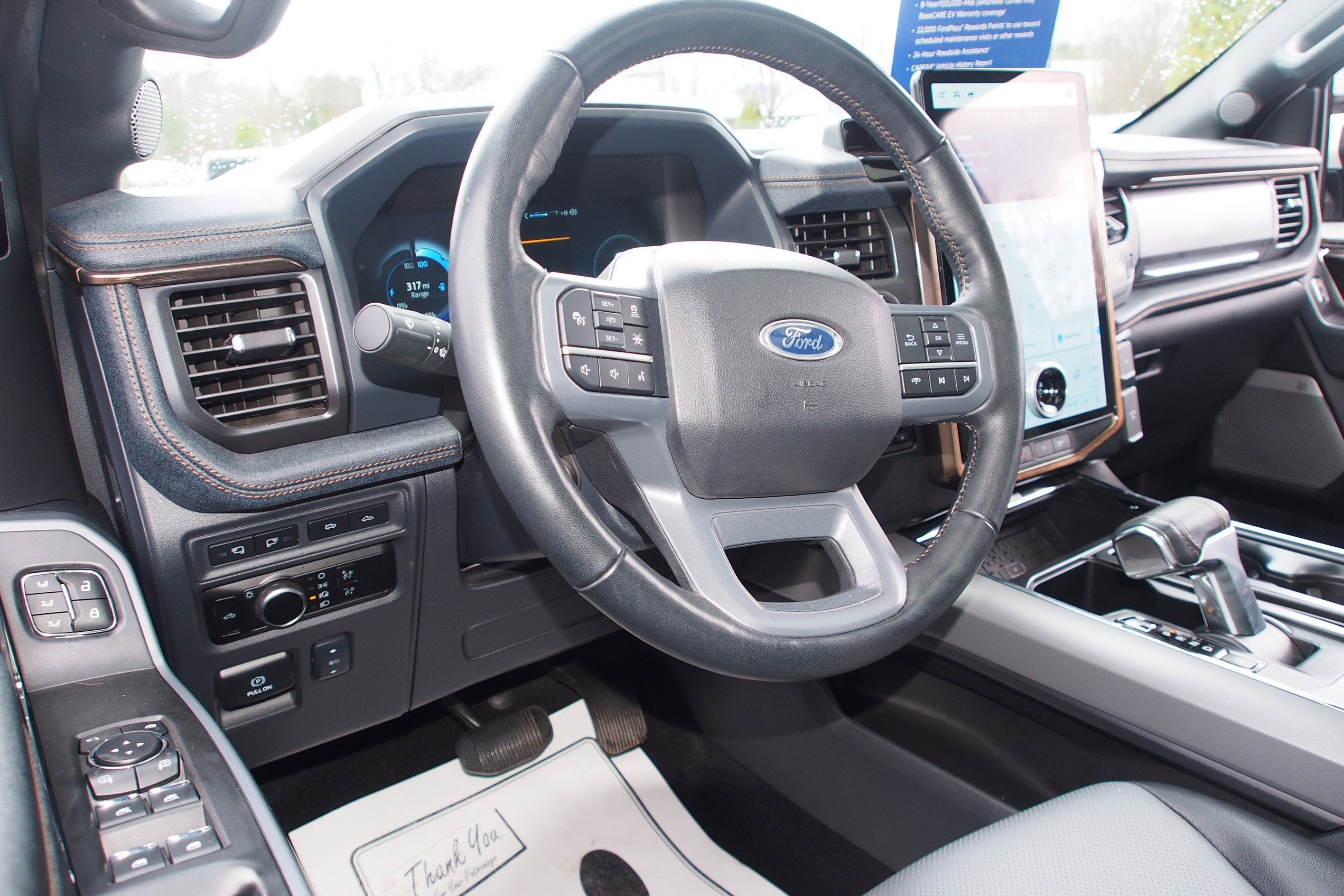 2023 Ford F-150 Lightning LARIAT