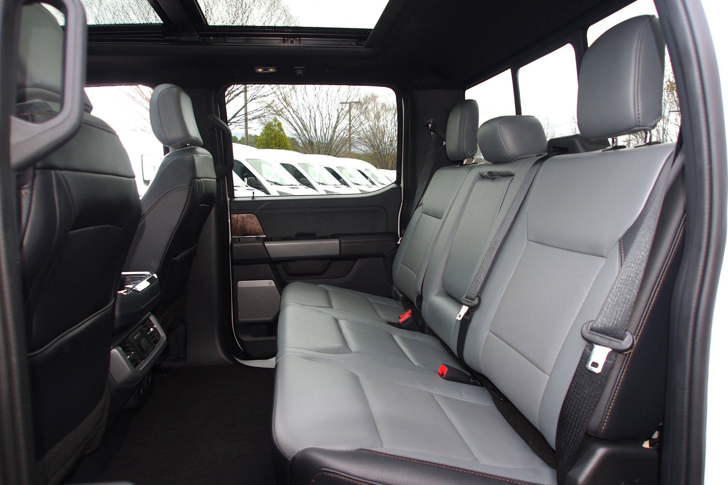 2023 Ford F-150 Lightning LARIAT