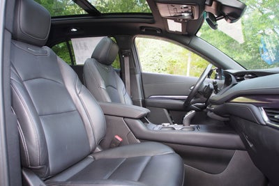 2023 Cadillac XT4 FWD Luxury