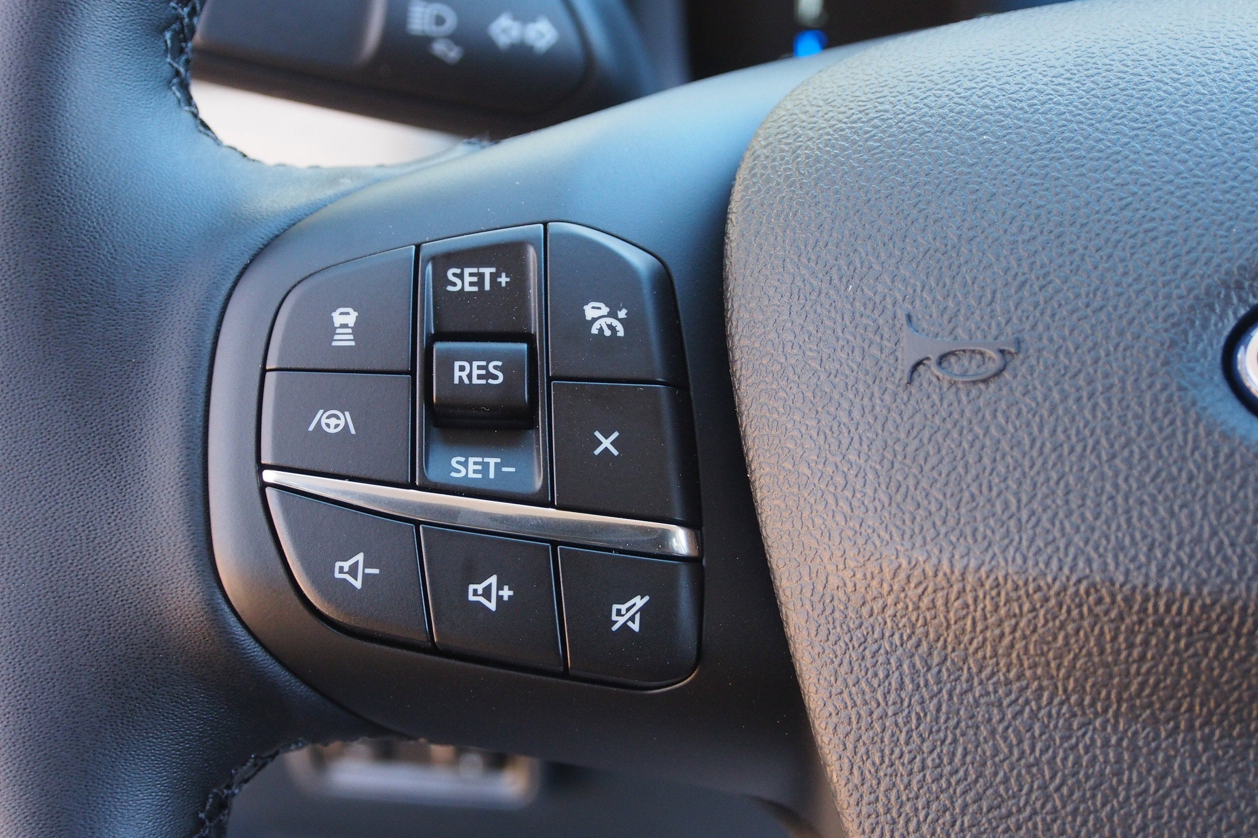 2026 Ford Maverick LARIAT - Crossroads Courtesy Demo