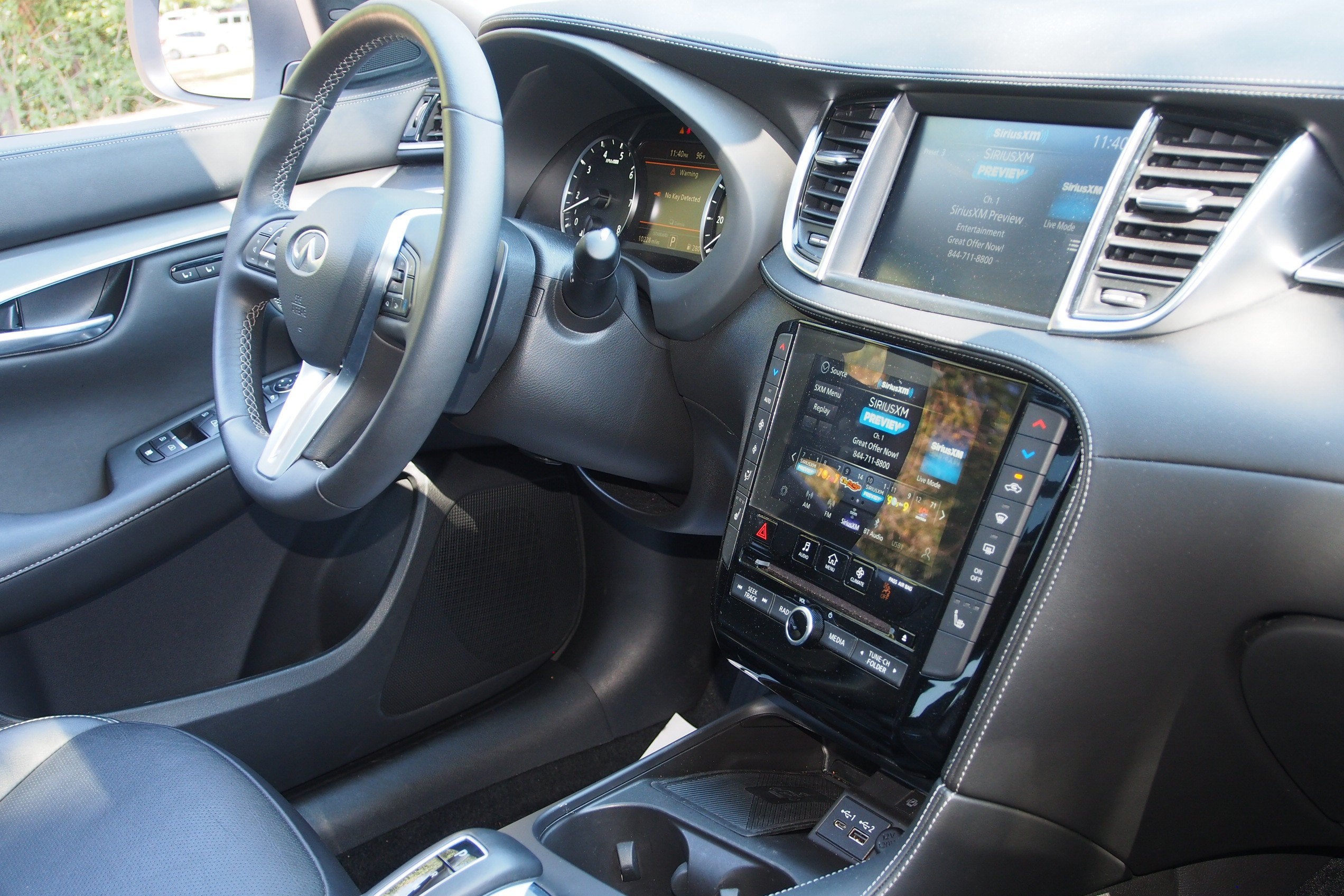 2025 INFINITI QX50 LUXE