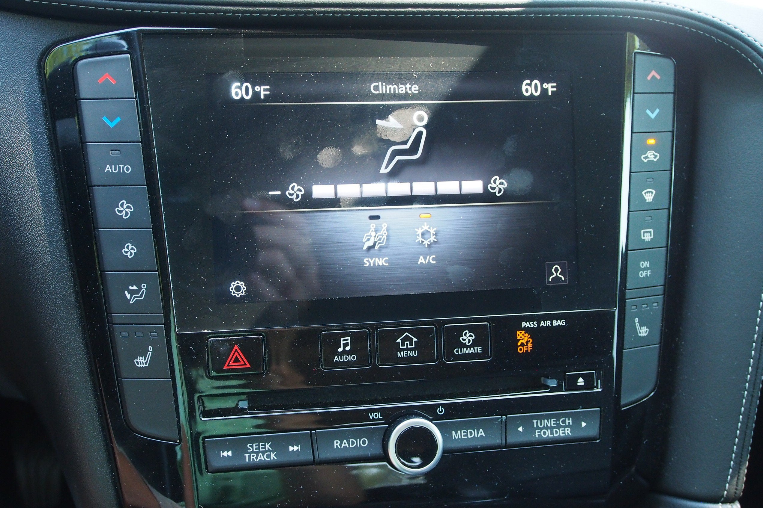 2025 INFINITI QX50 LUXE