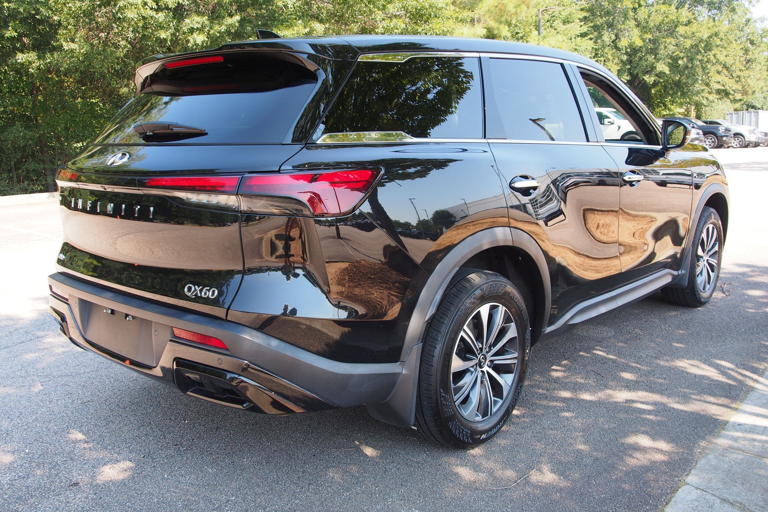 2024 INFINITI QX60 PURE