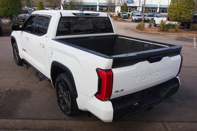 2022 Toyota Tundra 4WD SR5