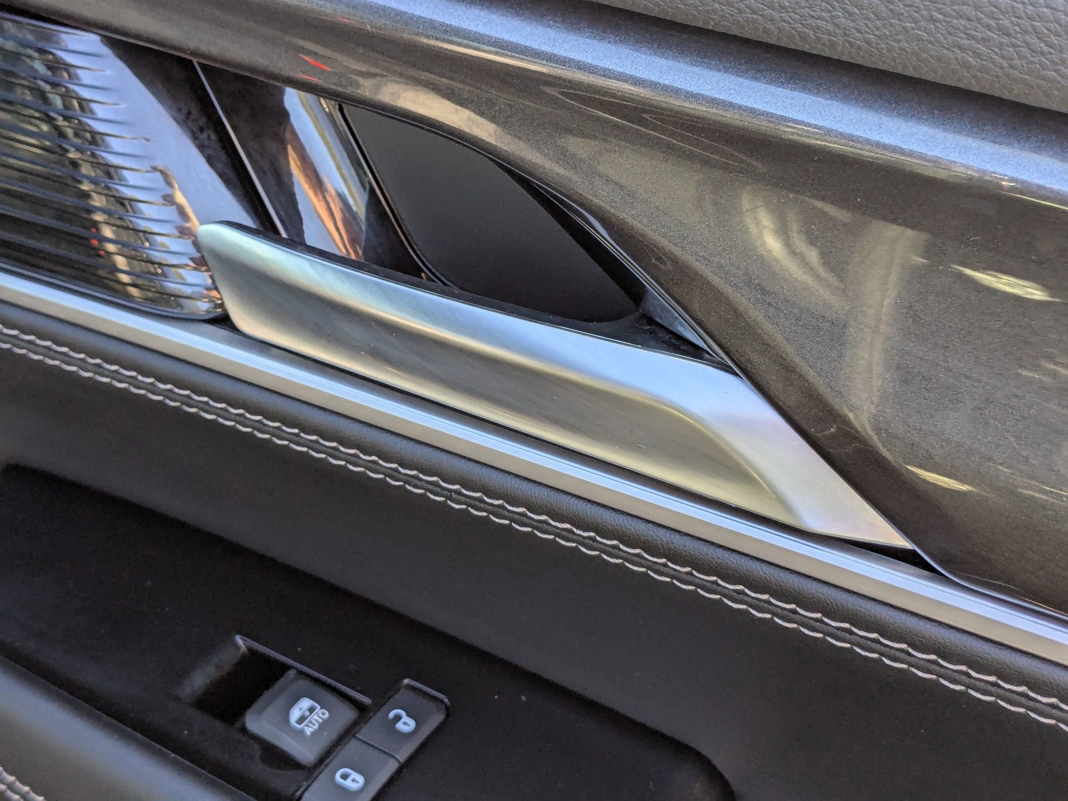 2024 Jeep Wagoneer Base