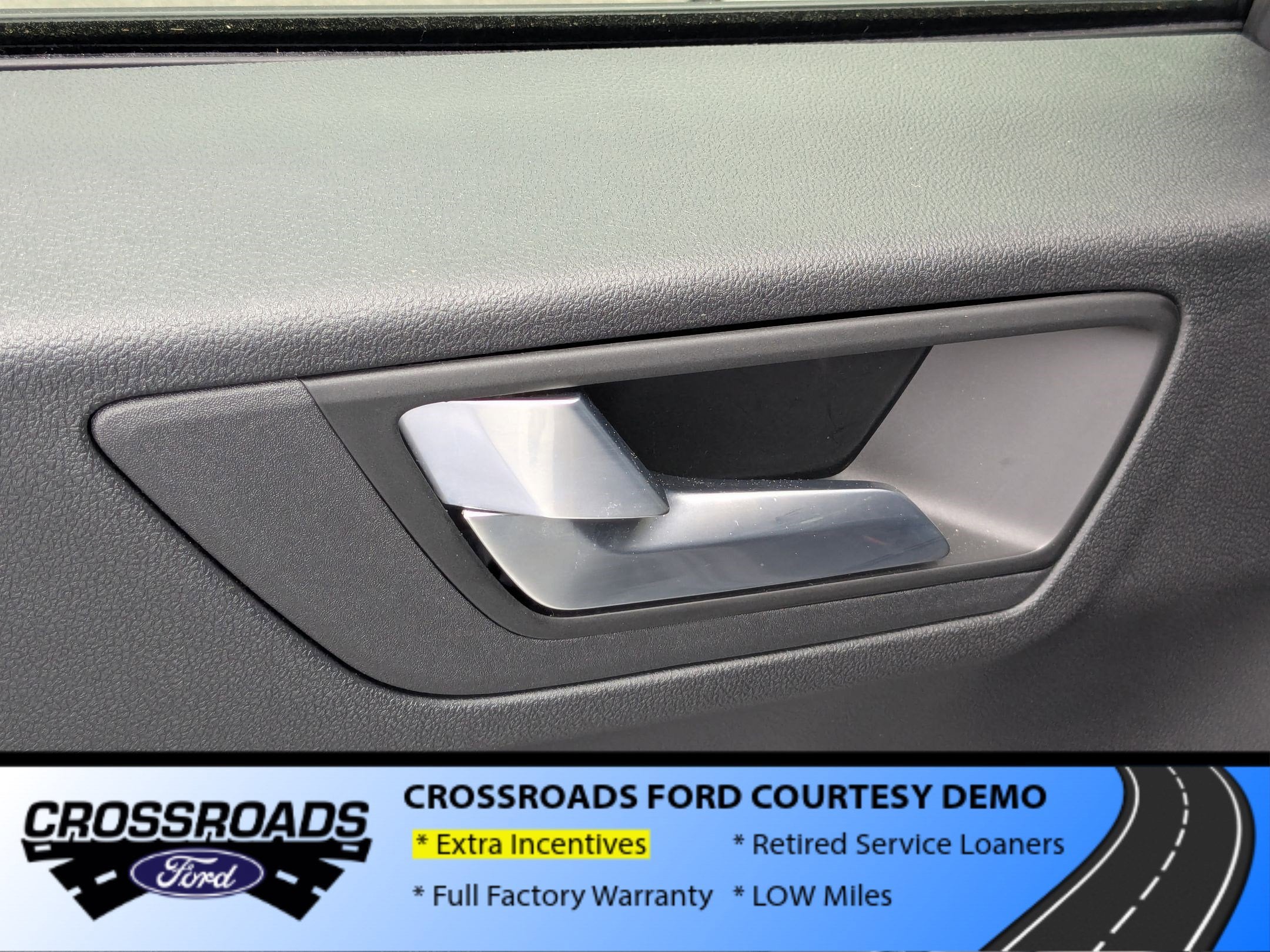 2025 Ford Escape ST-Line - Crossroads Courtesy Demo