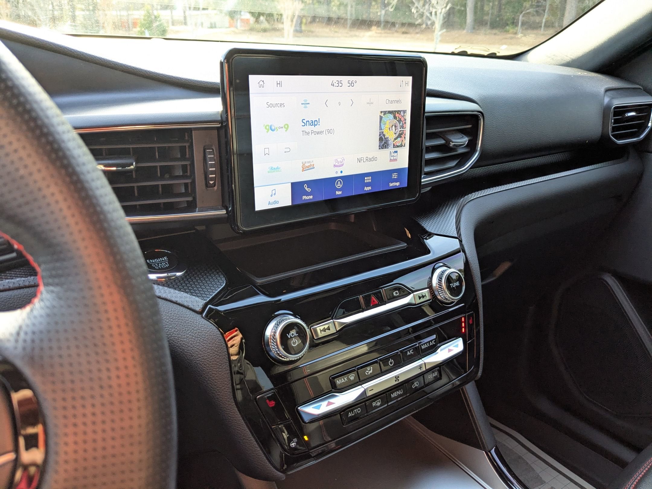 2022 Ford Explorer ST-Line