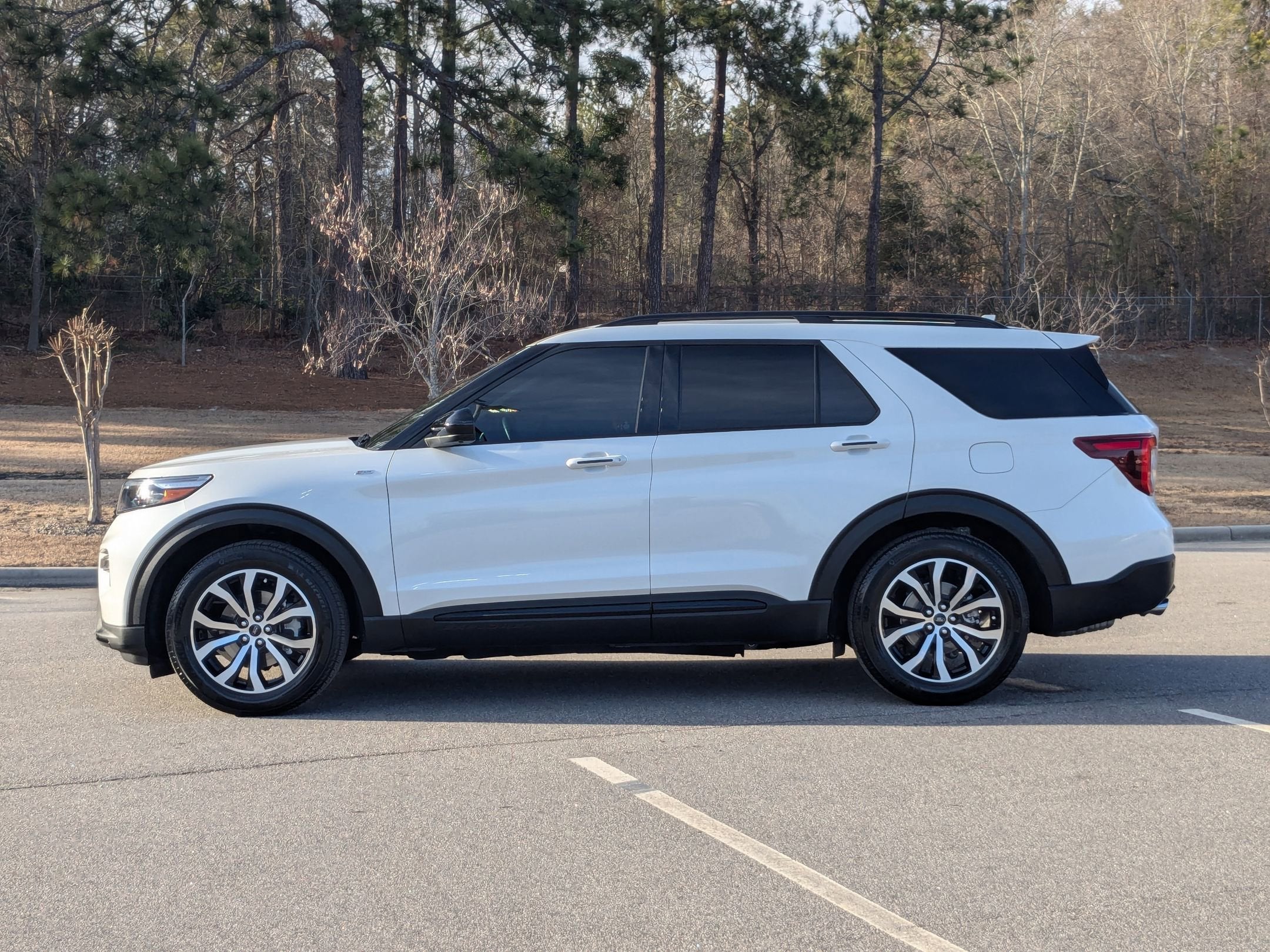 2022 Ford Explorer ST-Line
