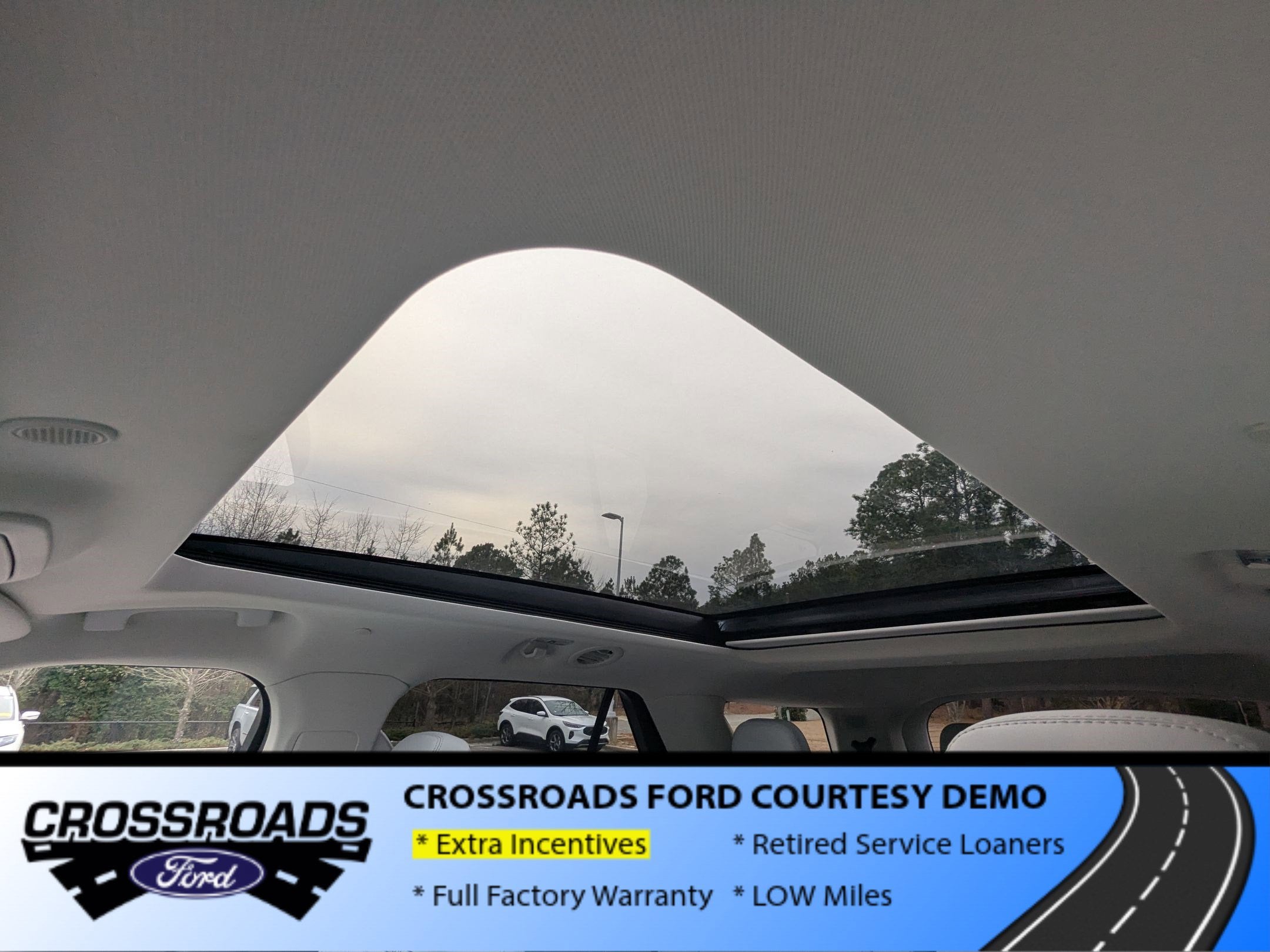 2026 Ford Explorer Platinum - Crossroads Courtesy Demo