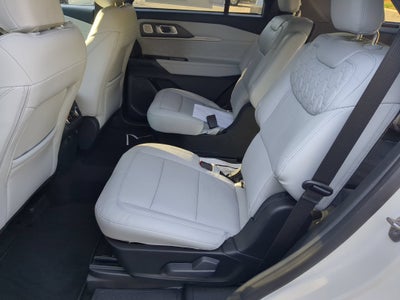 2027 Ford Explorer Platinum