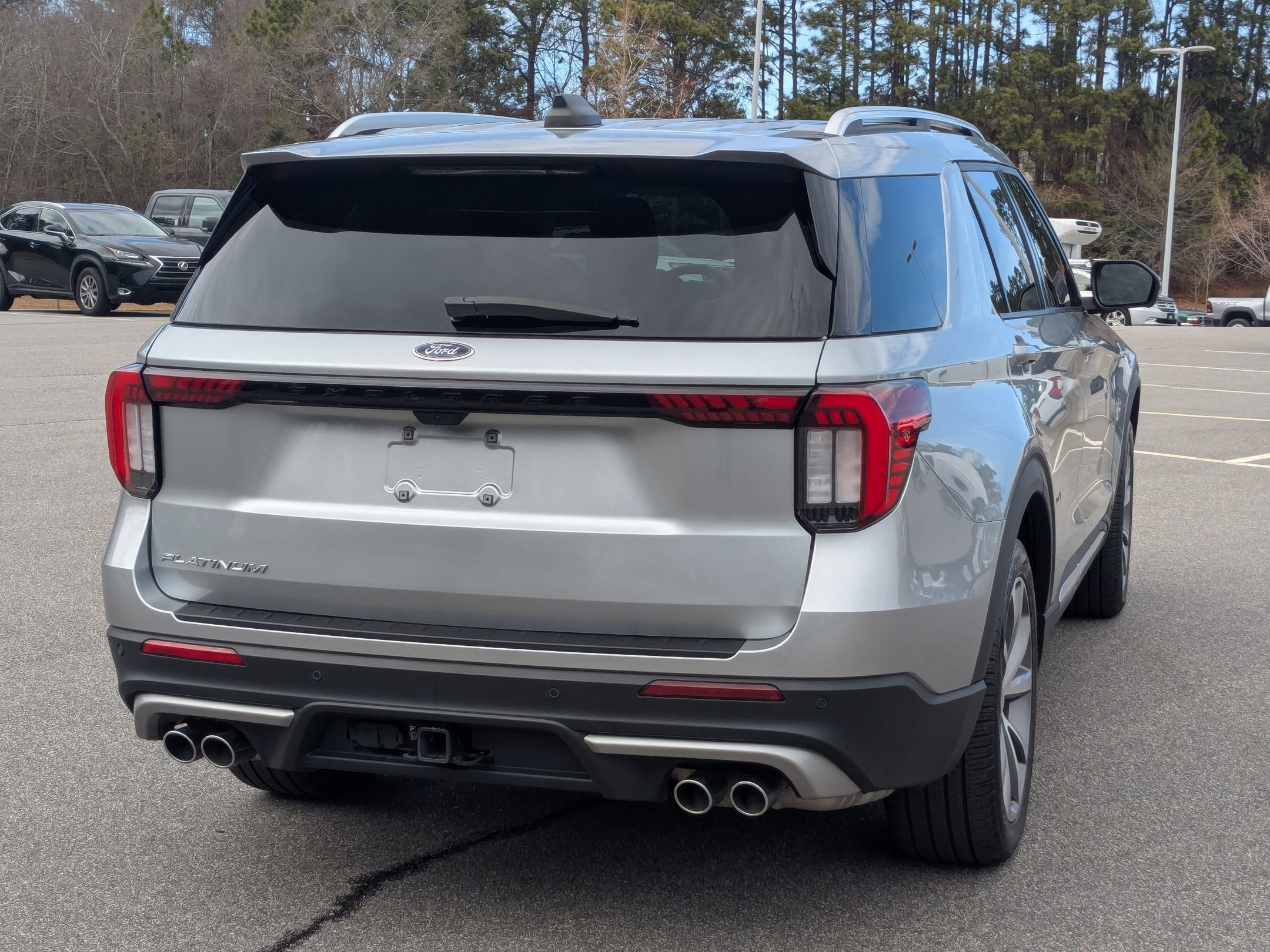 2025 Ford Explorer Platinum