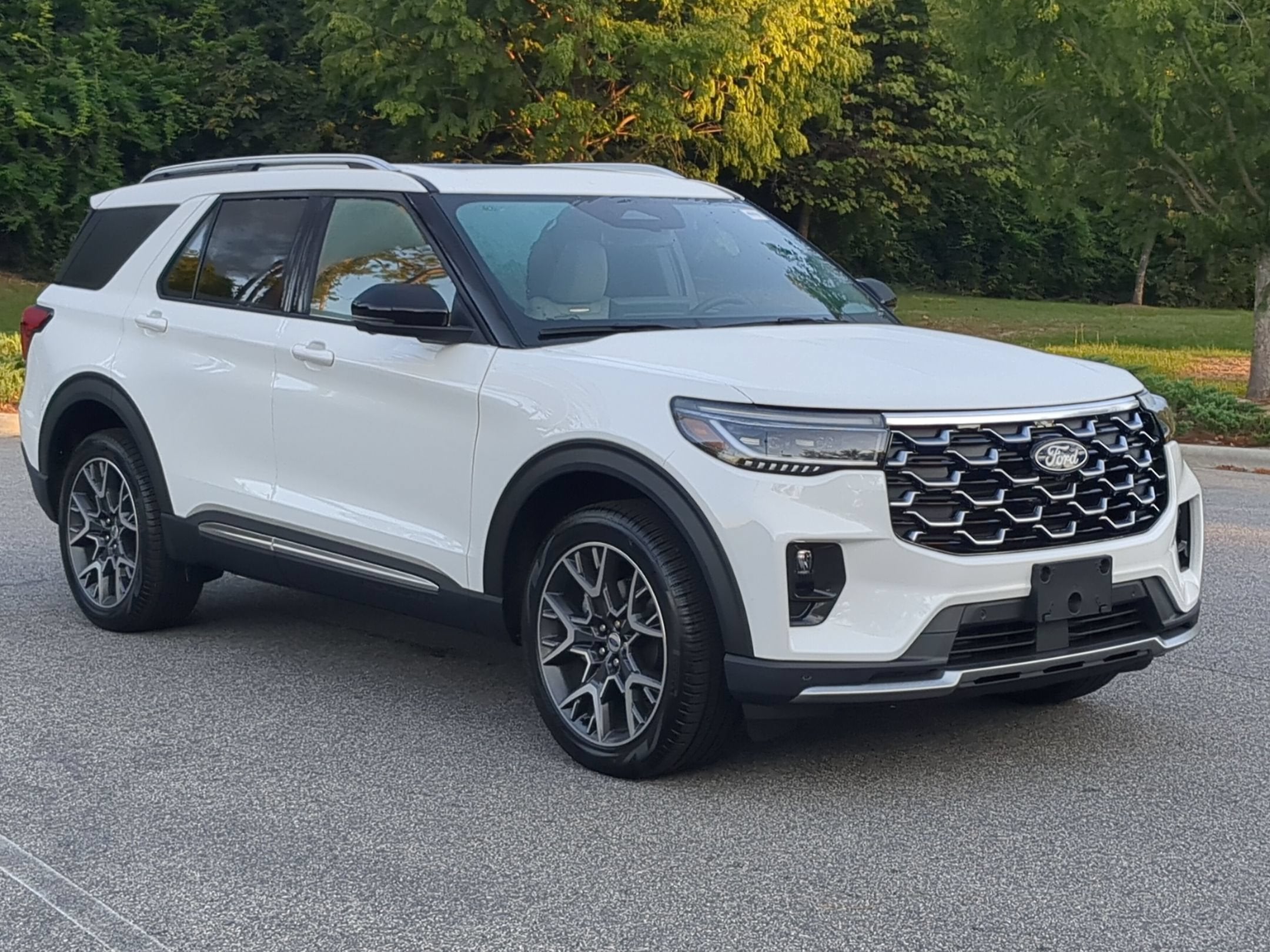 2027 Ford Explorer Platinum