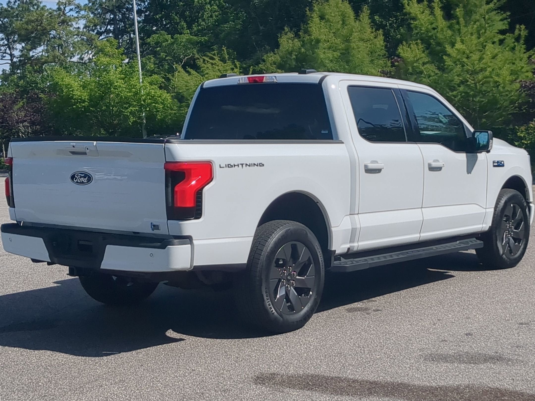 2024 Ford F-150 Lightning Flash
