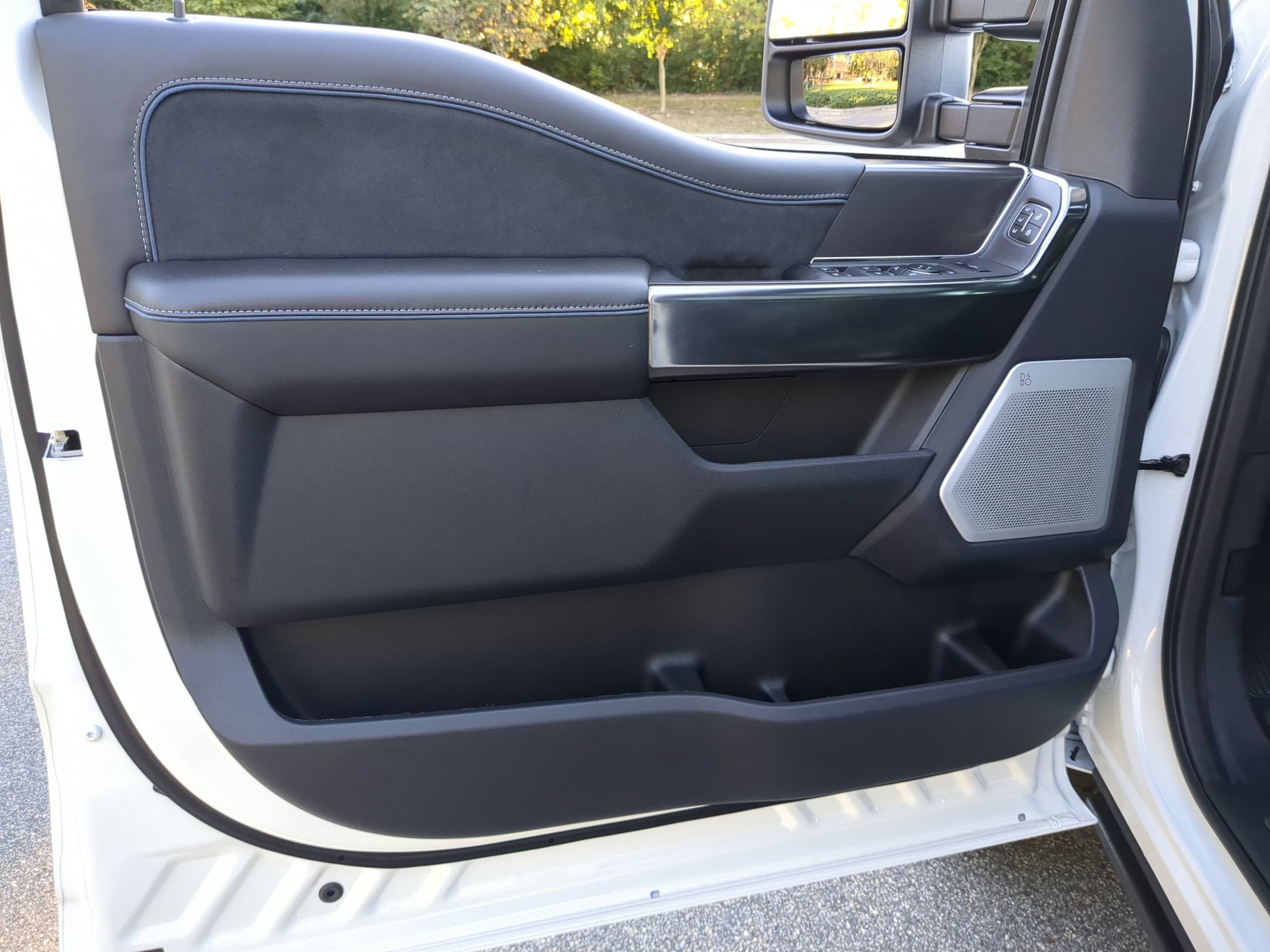 2027 Ford Super Duty F-250 SRW Platinum